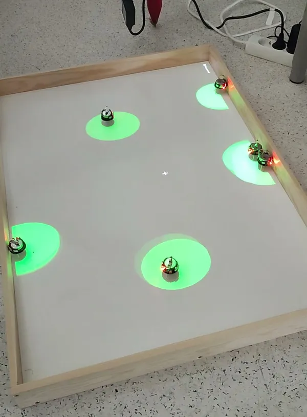 Kilobot Pheromone Project video 5